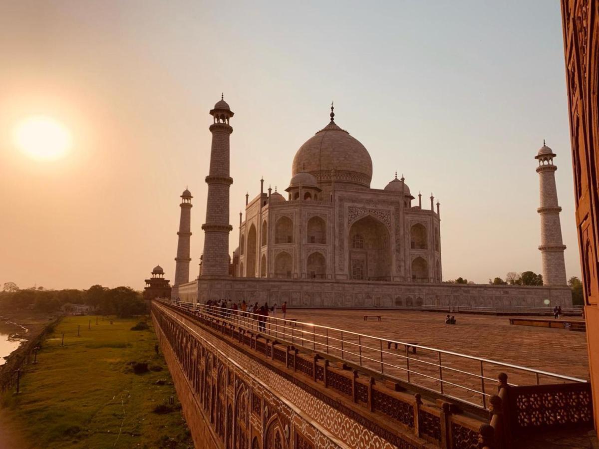 Hotel India Inn Walking Distance From Taj Mahal-- Rooftop Taj Mahal View Agra  Exteriér fotografie
