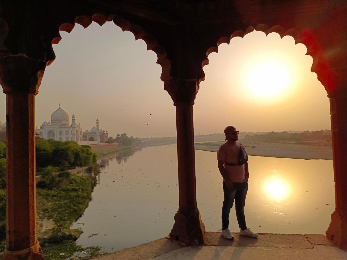 Hotel India Inn Walking Distance From Taj Mahal-- Rooftop Taj Mahal View Agra  Exteriér fotografie